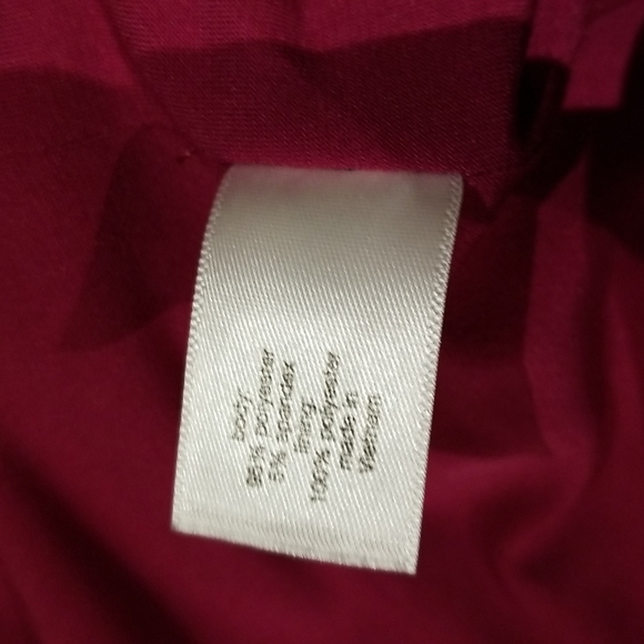 Lane Bryant burgundy sleeveless top sz 22/24 like new - Picture 4 of 5